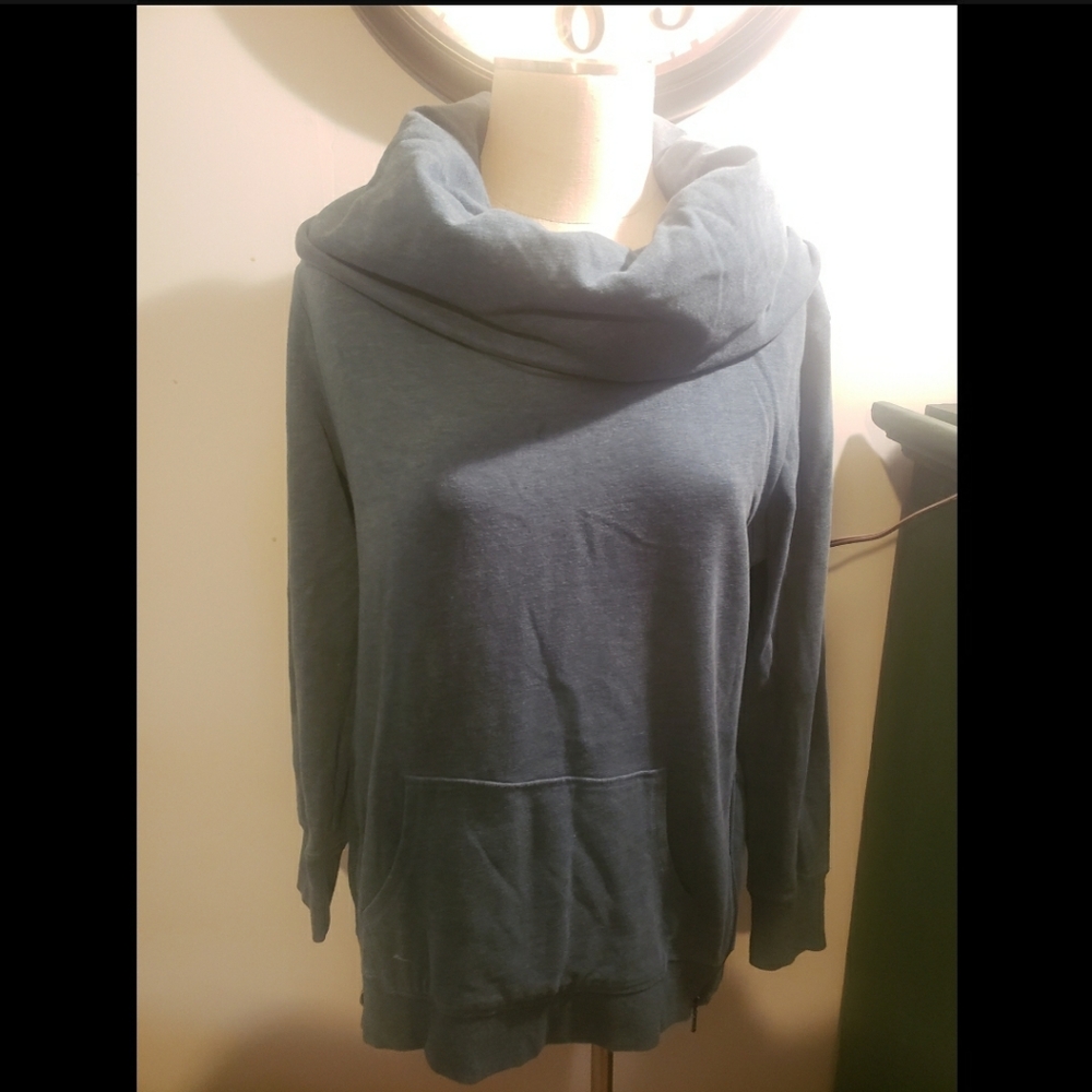 Old Navy Active Sweater